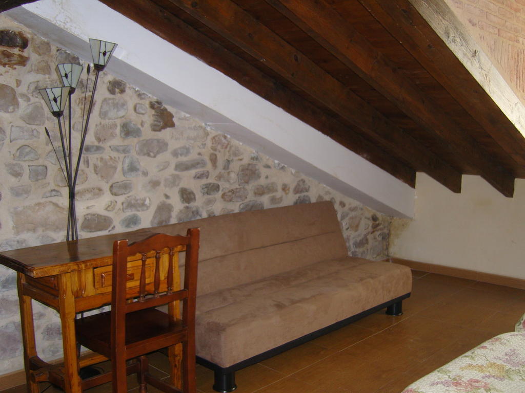Casa Paulino Hotell Corrales De Buelna Rum bild