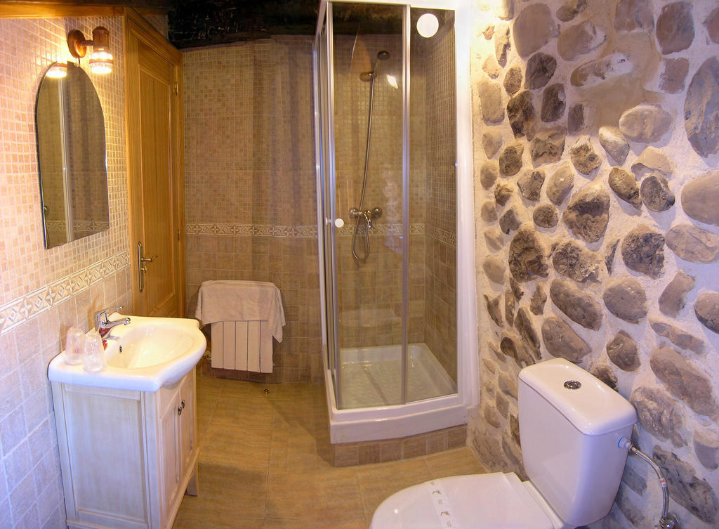 Casa Paulino Hotell Corrales De Buelna Rum bild
