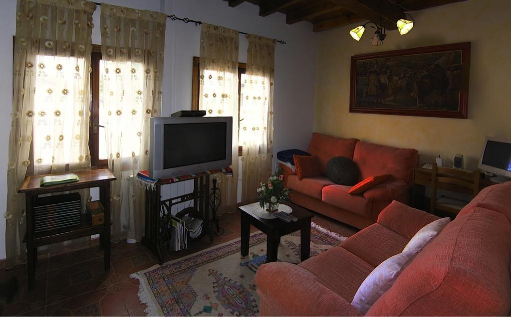 Casa Paulino Hotell Corrales De Buelna Exteriör bild